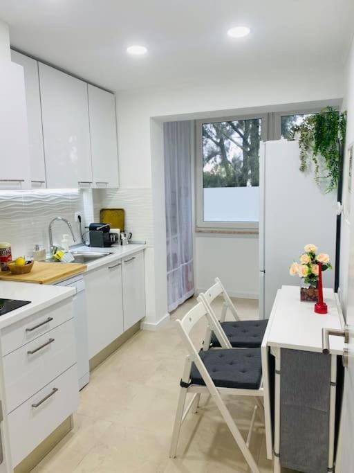 Modern 3 Bedroom Flat In Lisboa Eksteriør bilde