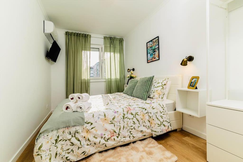 Modern 3 Bedroom Flat In Lisboa Eksteriør bilde