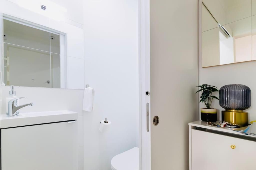 Modern 3 Bedroom Flat In Lisboa Eksteriør bilde